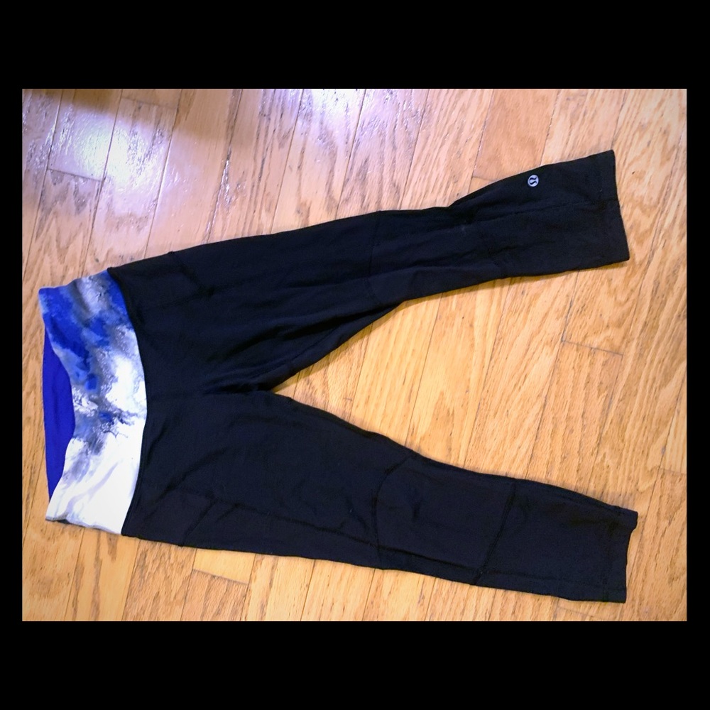 Lululemon crop yoga pants
